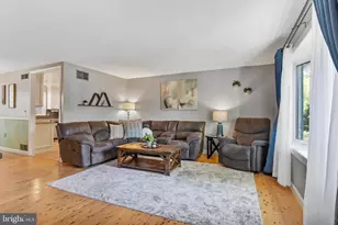 529 Fairway Dr, Camp Hill, PA 17011 - Photo 6