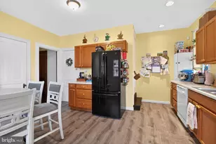 220 N College St, Carlisle, PA 17013 - Photo 14
