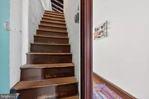 220 N College St, Carlisle, PA 17013 - Photo 26