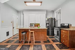236 S West St, Carlisle, PA 17013 - Photo 12