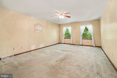 1204 E Powderhorn Road, Mechanicsburg, PA 17050 - Photo 8