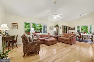 82 Fairway Dr, Camp Hill, PA 17011 - Photo 6