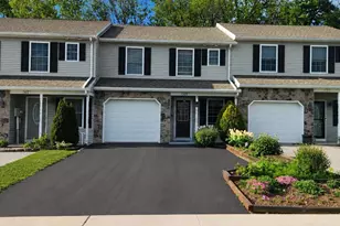309 Pelham Ct, Carlisle, PA 17013 - Photo 1
