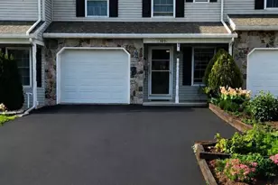 309 Pelham Ct, Carlisle, PA 17013 - Photo 2