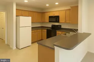 523 Cambridge Ln, Shippensburg, PA 17257 - Photo 6