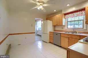 1109 Cocklin St, Mechanicsburg, PA 17055 - Photo 4
