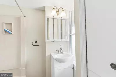 240 Bosler #B, Lemoyne, PA 17043 - Photo 6