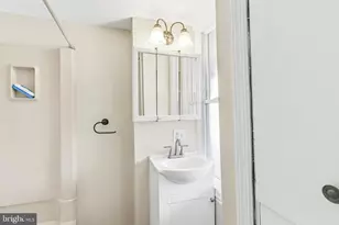 240 Bosler, Lemoyne, PA 17043 - Photo 6