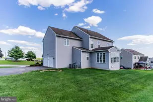 6 Bella Vista Dr, Mechanicsburg, PA 17050 - Photo 4