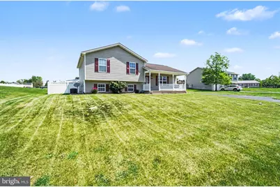 206 Pike Ct, Shippensburg, PA 17257 - Photo 2