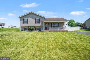 206 Pike Ct, Shippensburg, PA 17257 - Photo 1