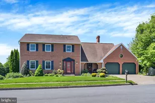 411 Hopi Dr, Mechanicsburg, PA 17050 - Photo 2