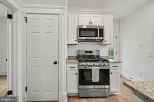 329 Franklin St, Carlisle, PA 17013 - Photo 8