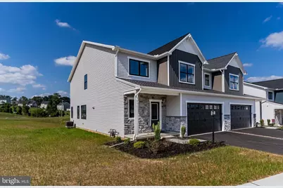 667 Brittany Drive, Mechanicsburg, PA 17055 - Photo 2
