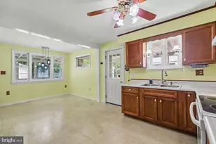 44 Oak Ave, Camp Hill, PA 17011 - Photo 10