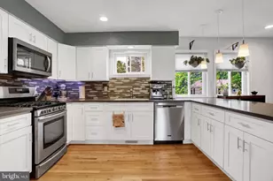 8 Campbell Pl, Camp Hill, PA 17011 - Photo 8