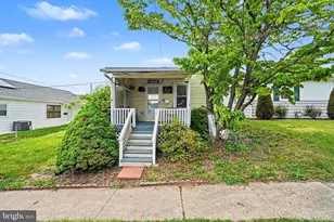 17 W Pine St, Enola, PA 17025 - Photo 2