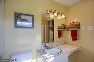 14 Broadmoor Dr, Mechanicsburg, PA 17055 - Photo 20