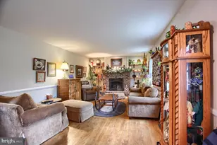 14 Broadmoor Dr, Mechanicsburg, PA 17055 - Photo 4