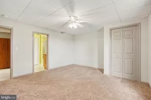 100 Garfield Dr, Carlisle, PA 17015 - Photo 20
