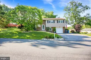 428 Park Hills Dr, Mechanicsburg, PA 17055 - Photo 2