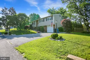 428 Park Hills Dr, Mechanicsburg, PA 17055 - Photo 4