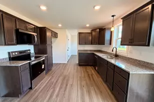 307 Rine Dr, Shippensburg, PA 17257 - Photo 2