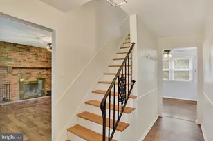 208 Fairway Dr, Mechanicsburg, PA 17055 - Photo 4