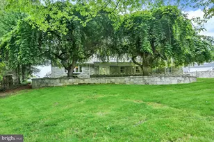 332 Blacklatch Ln, Camp Hill, PA 17011 - Photo 2