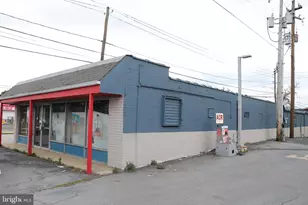 700 N Hanover St, Carlisle, PA 17013 - Photo 1