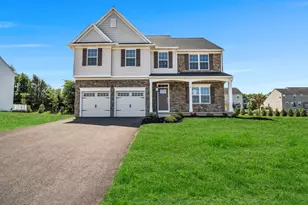 234 N Forgedale Dr N, Carlisle, PA 17015 - Photo 1