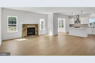 234 N Forgedale Drive N, Carlisle, PA 17015 - Photo 4