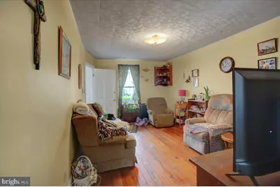 351 E Burd Street, Shippensburg, PA 17257 - Photo 6