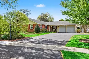 420 Allendale Way, Camp Hill, PA 17011 - Photo 2