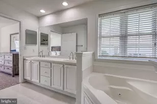 61 Longwood Dr, Mechanicsburg, PA 17050 - Photo 34