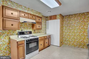 3567 Green St, Camp Hill, PA 17011 - Photo 8