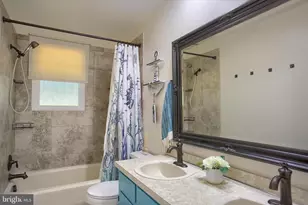 25 Hickory Rd, Carlisle, PA 17015 - Photo 18