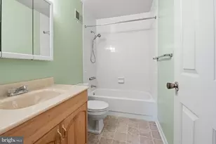 5500 Gloucester St, Mechanicsburg, PA 17055 - Photo 18