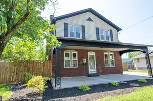 9 Oakwood Cir, Camp Hill, PA 17011 - Photo 1