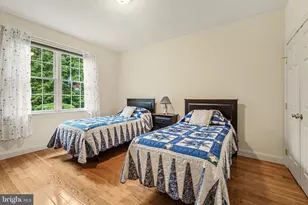 1145 Kuhn Rd, Boiling Springs, PA 17007 - Photo 18