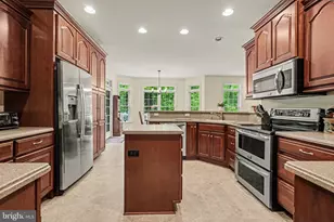 1145 Kuhn Rd, Boiling Springs, PA 17007 - Photo 10