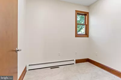 240 W King Street, Shippensburg, PA 17257 - Photo 20