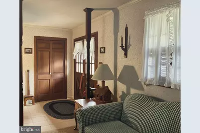 516 N Earl Street, Shippensburg, PA 17257 - Photo 2