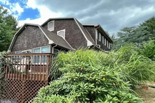 516 N Earl St, Shippensburg, PA 17257 - Photo 24