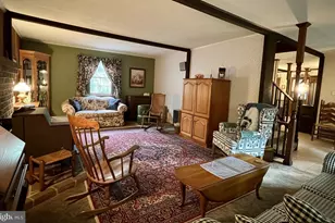 516 N Earl St, Shippensburg, PA 17257 - Photo 4