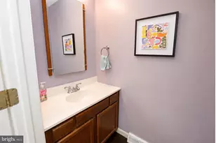 1017 Crystal Creek Dr, Mechanicsburg, PA 17050 - Photo 10