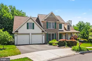 3 Hilltop Cir, Mechanicsburg, PA 17055 - Photo 2