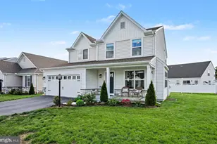 948 W North St, Carlisle, PA 17013 - Photo 2
