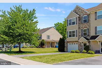 115 Westpoint Drive, Carlisle, PA 17013 - Photo 2