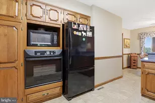 6 Enck Cir, Enola, PA 17025 - Photo 12